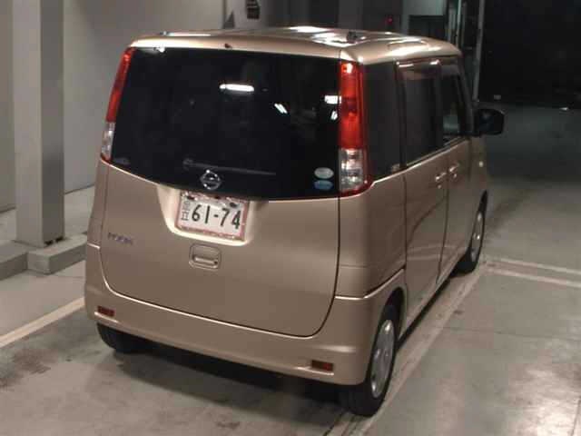 NISSAN ROOX