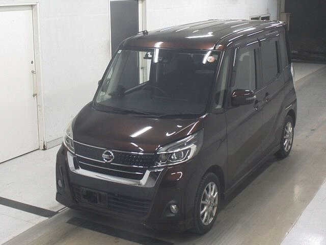 NISSAN DAYZ ROOX