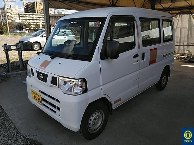 NISSAN NV100 CLIPPER