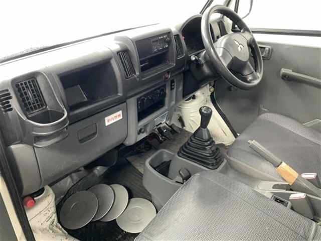 MITSUBISHI MINICAB