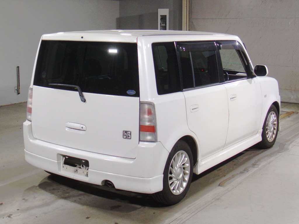 TOYOTA BB