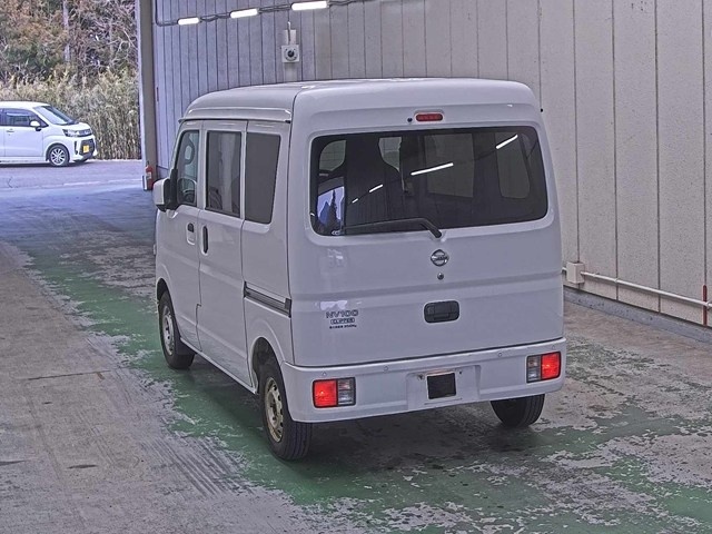 NISSAN NV100 CLIPPER