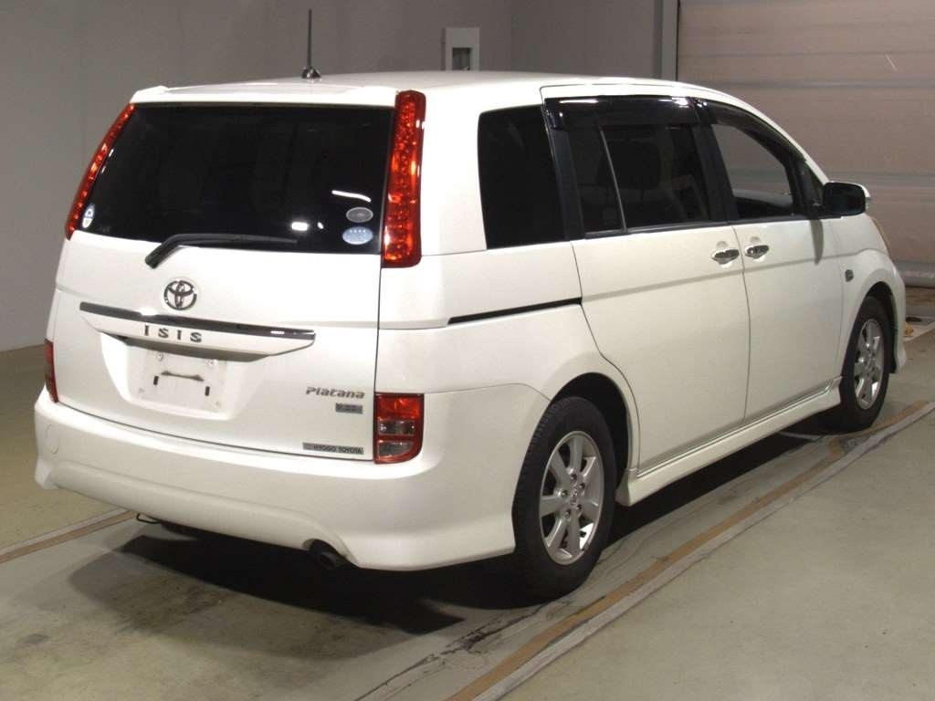 TOYOTA ISIS