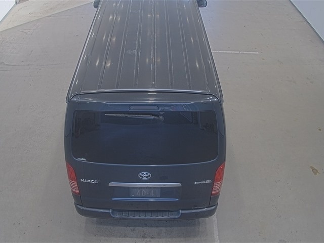 TOYOTA REGIUS ACE