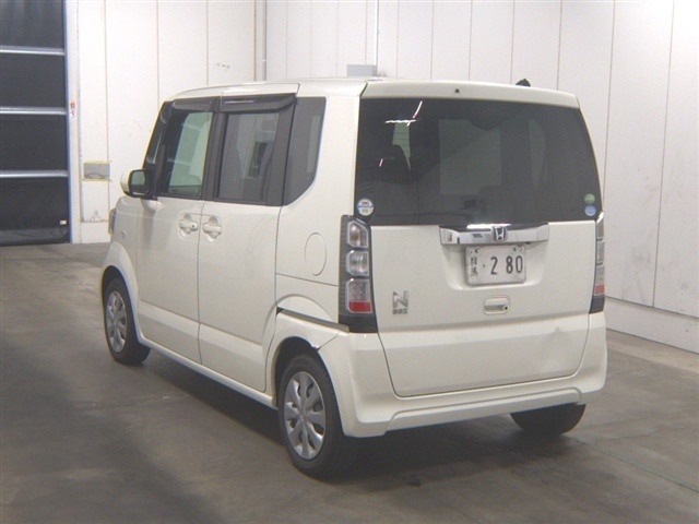 HONDA N-BOX
