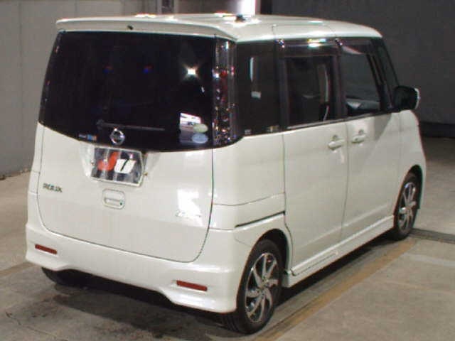 NISSAN ROOX