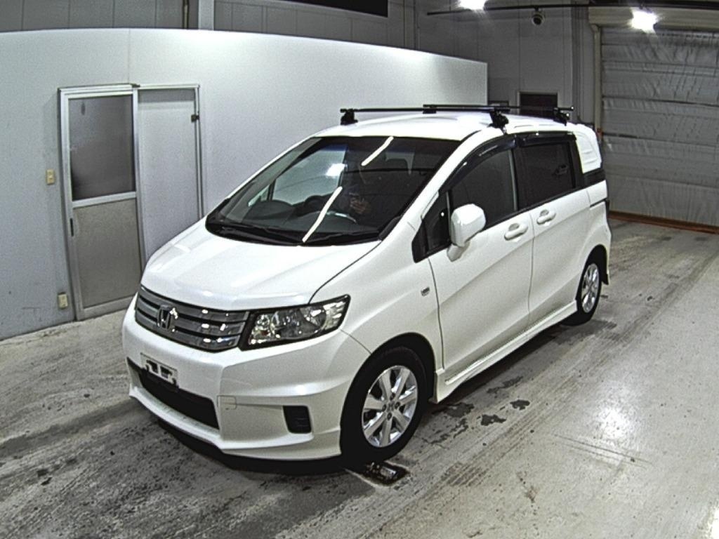 HONDA FREED SPIKE