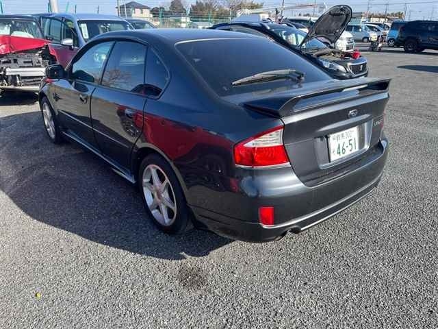 SUBARU LEGACY B4