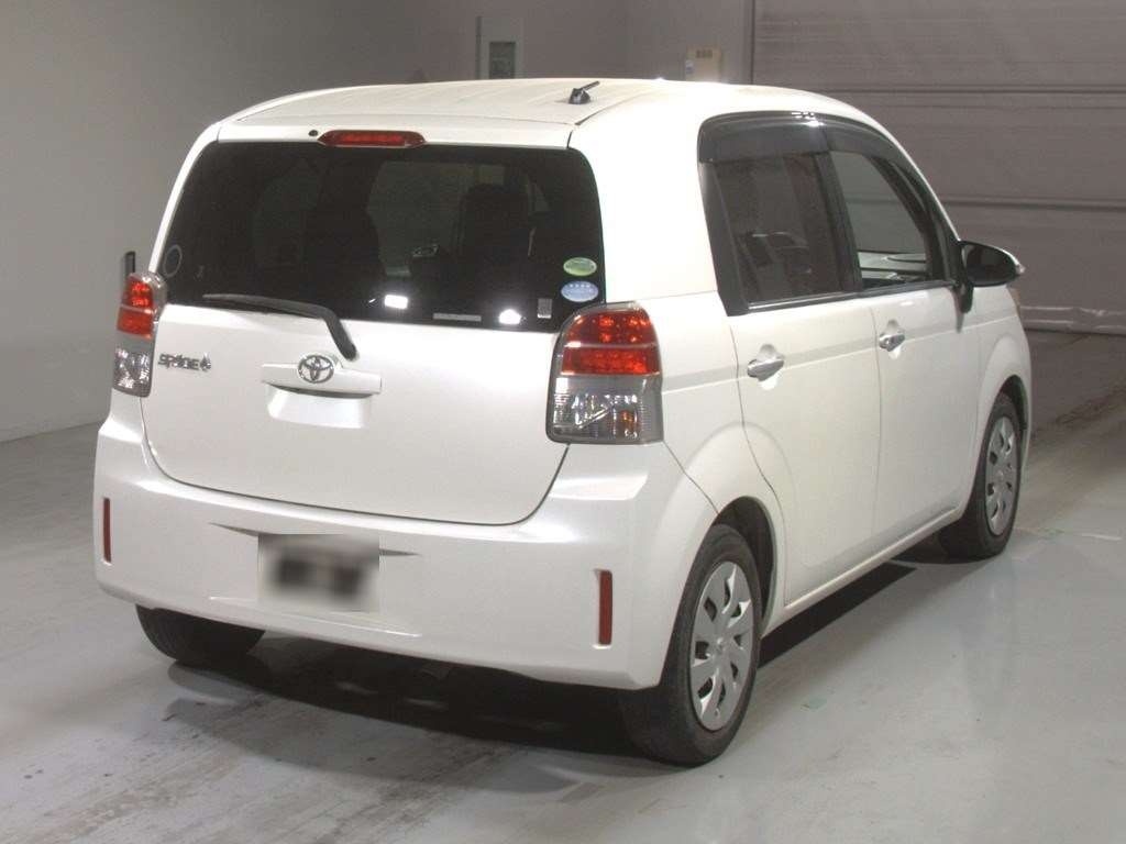 TOYOTA SPADE