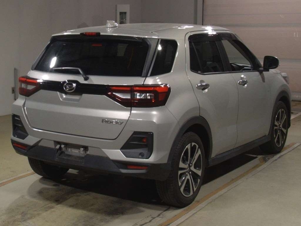 DAIHATSU ROCKY