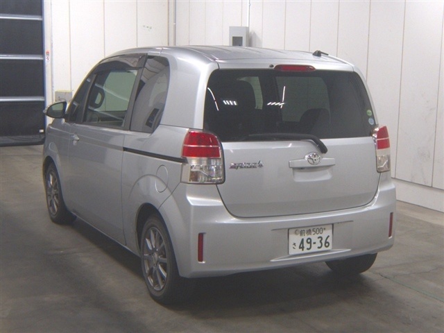 TOYOTA SPADE