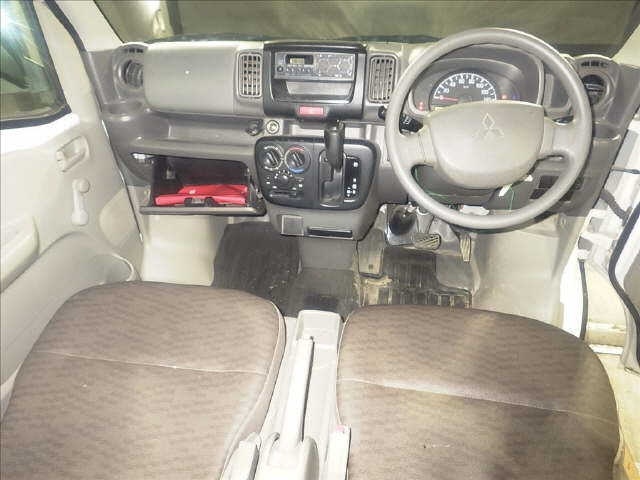 MITSUBISHI MINICAB