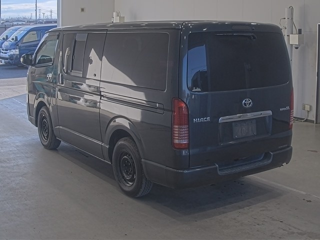 TOYOTA REGIUS ACE