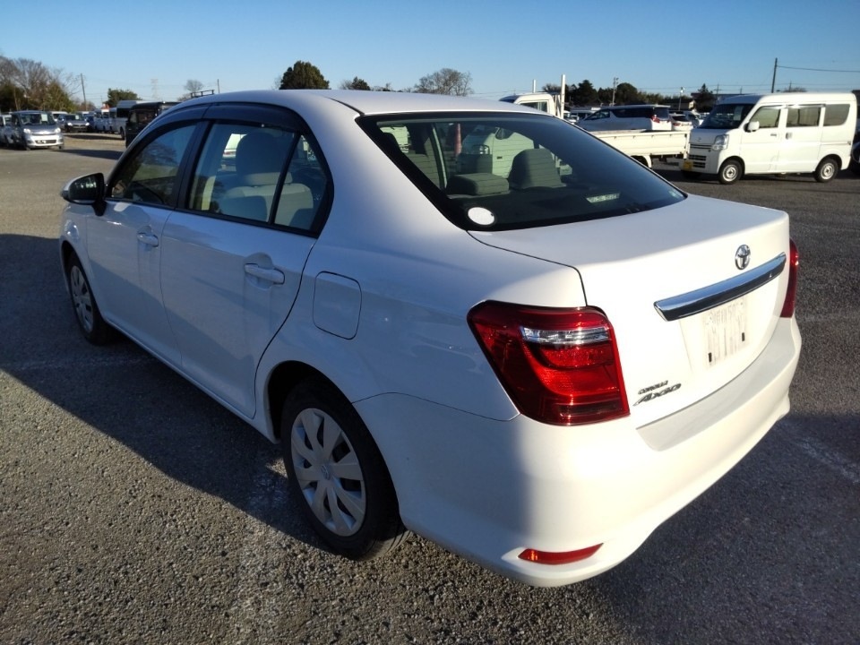 TOYOTA COROLLA AXIO