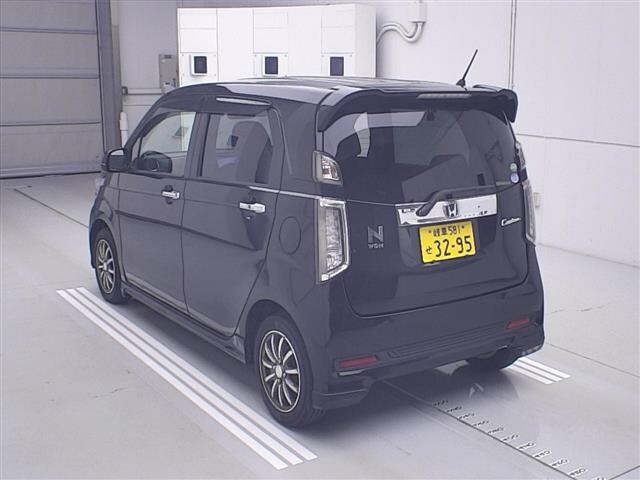 HONDA N-WGN