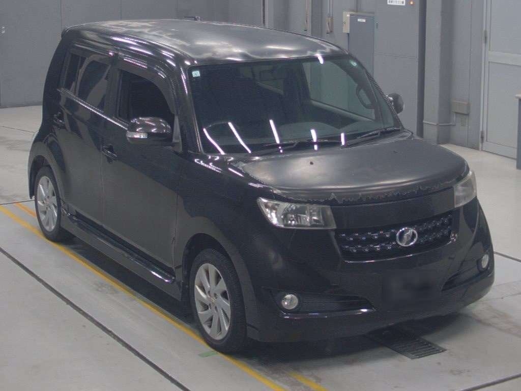 TOYOTA BB