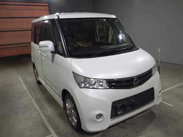 NISSAN ROOX