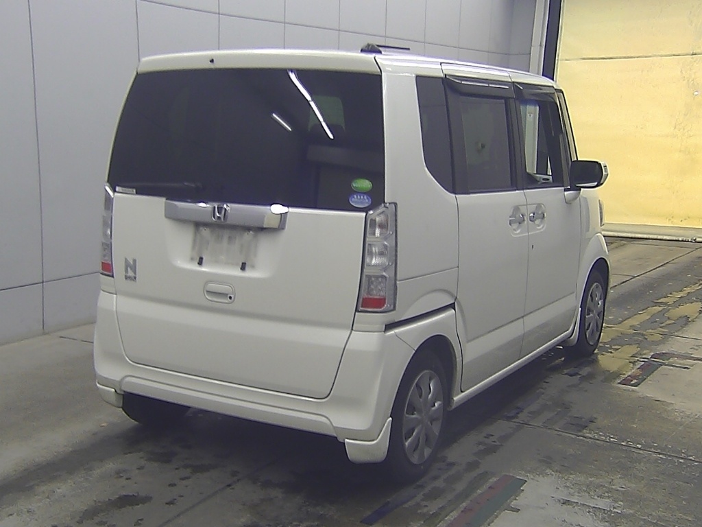 HONDA N-BOX