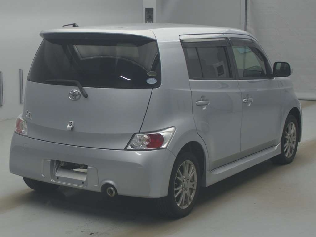 TOYOTA BB