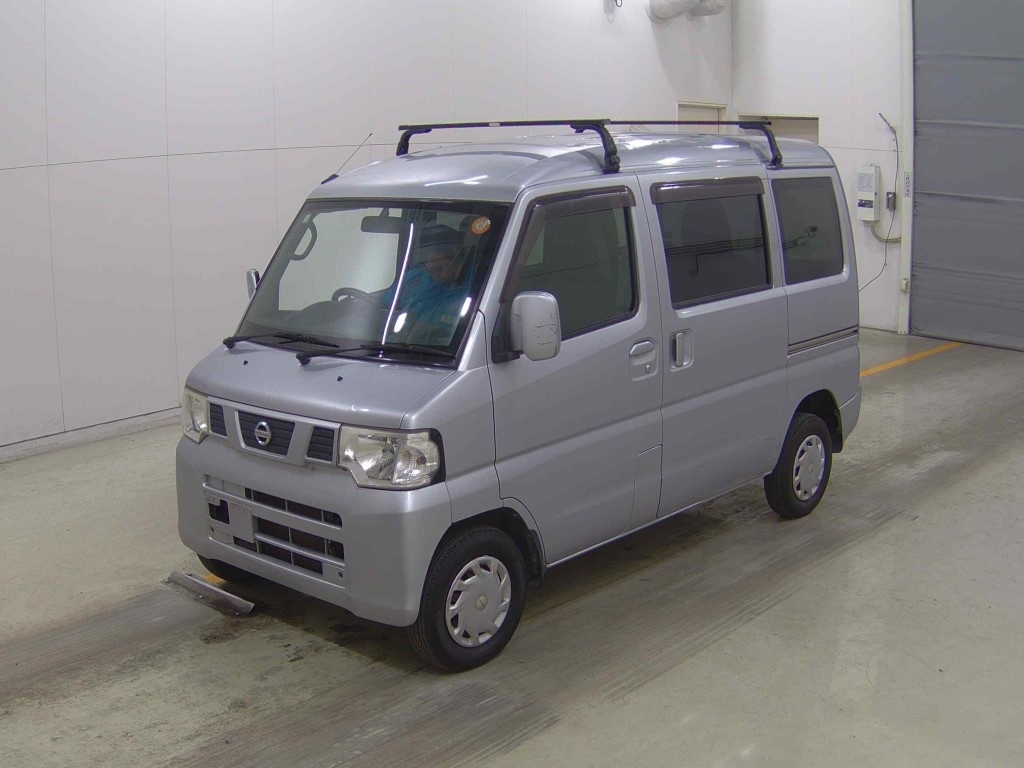 NISSAN NV100 CLIPPER