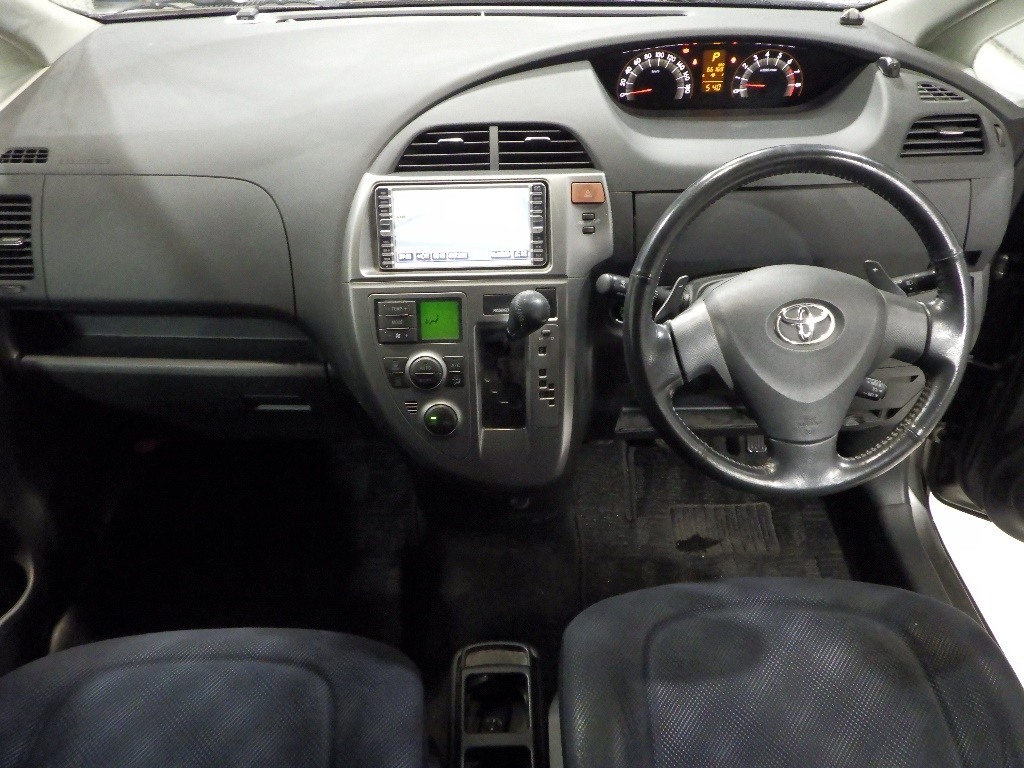 TOYOTA RACTIS