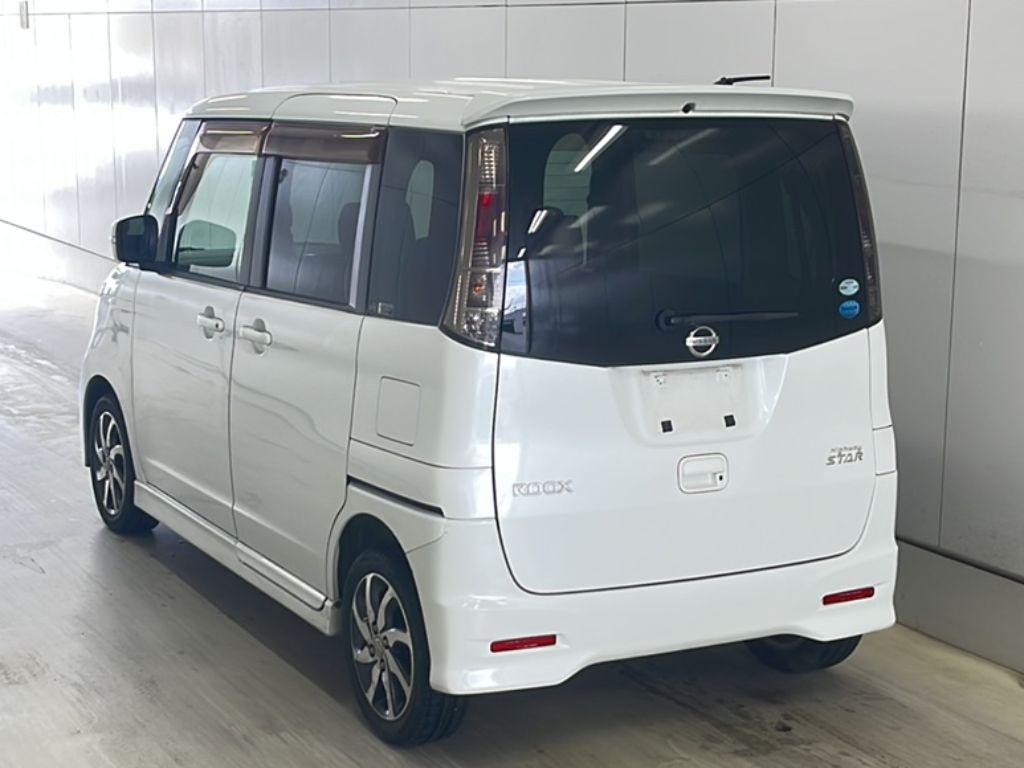 NISSAN ROOX
