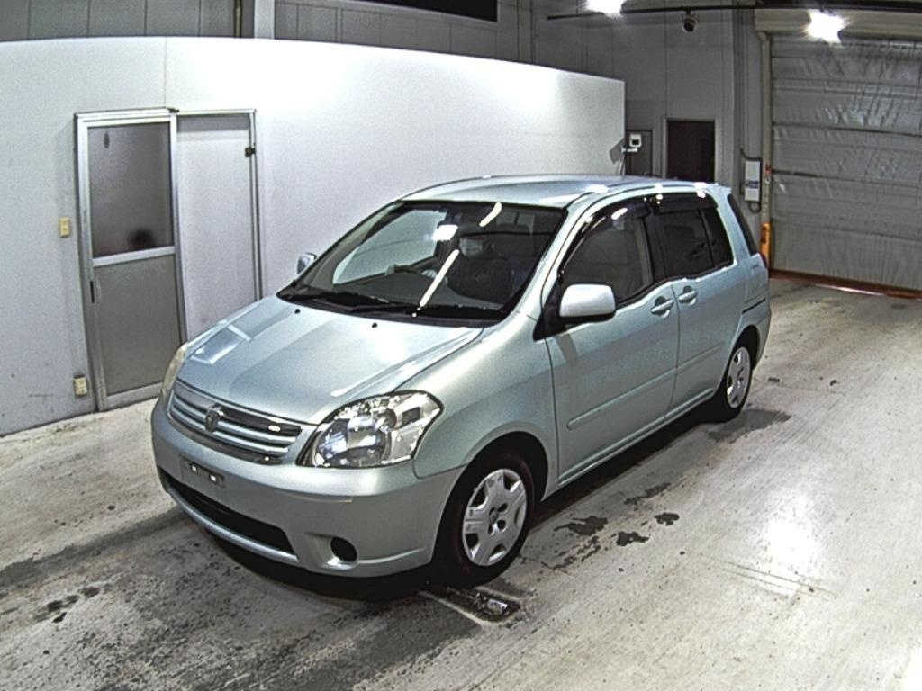 TOYOTA RAUM