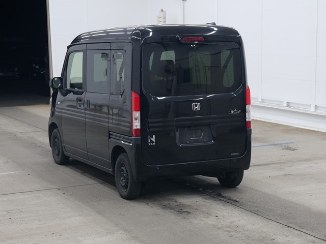 HONDA N-VAN