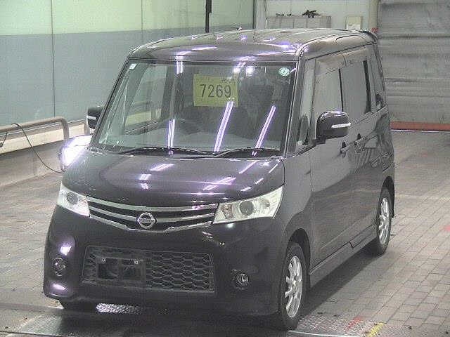 NISSAN ROOX