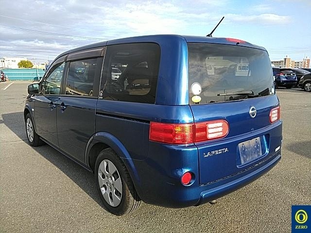 NISSAN LAFESTA