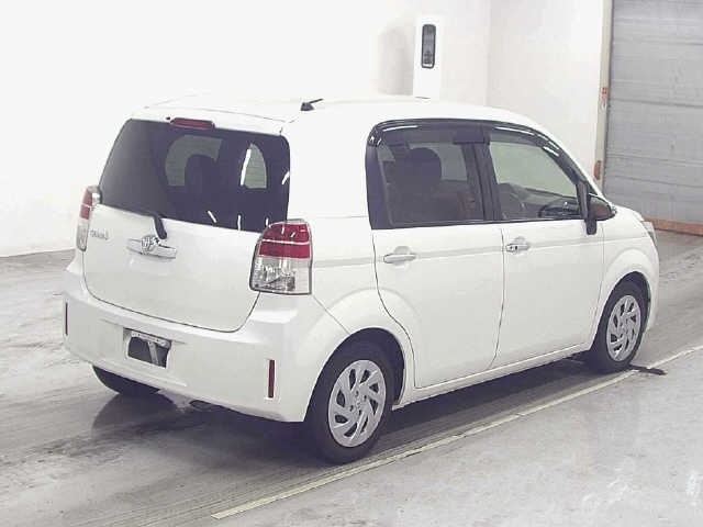 TOYOTA SPADE