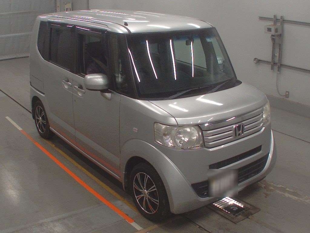 HONDA N-BOX