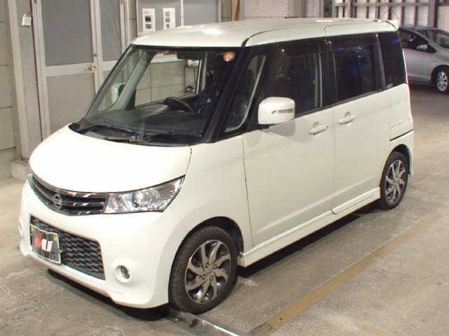 NISSAN ROOX