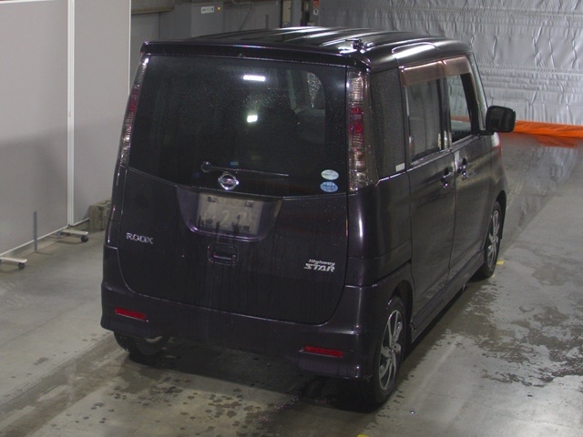 NISSAN ROOX