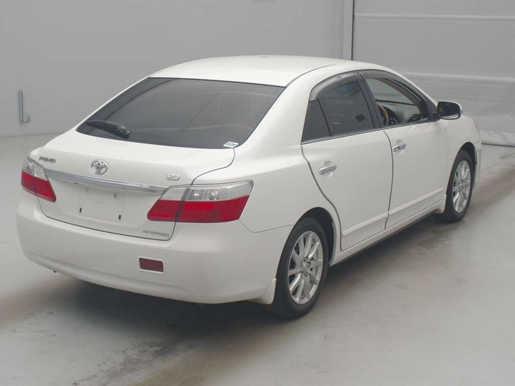 TOYOTA PREMIO