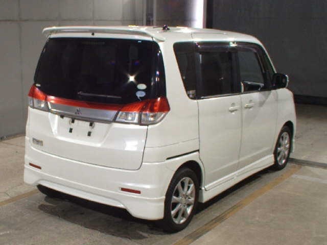 MITSUBISHI DELICA D:2