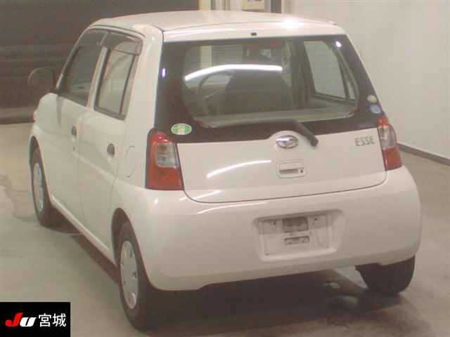 DAIHATSU ESSE