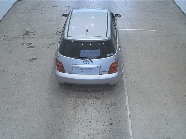 TOYOTA IST