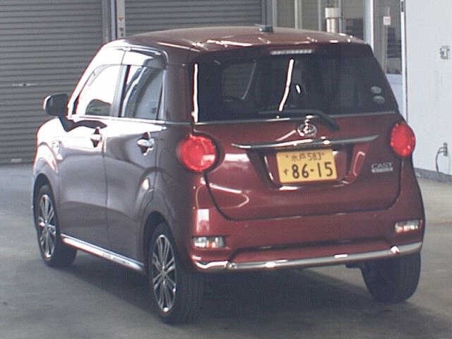DAIHATSU CAST