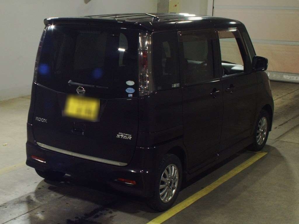 NISSAN ROOX
