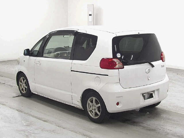 TOYOTA PORTE