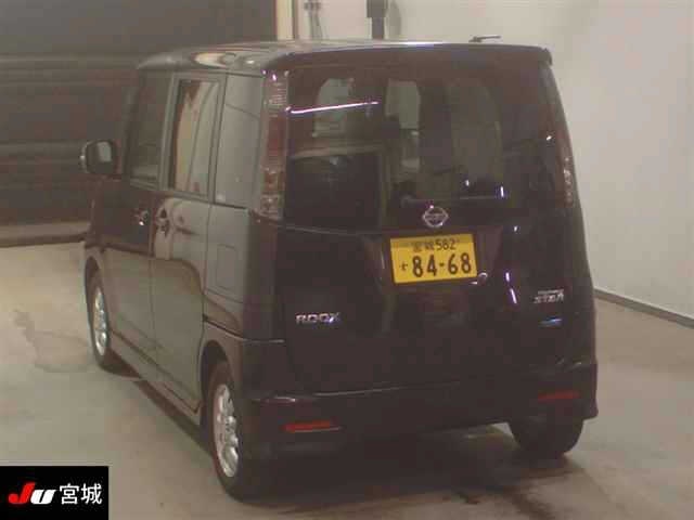 NISSAN ROOX