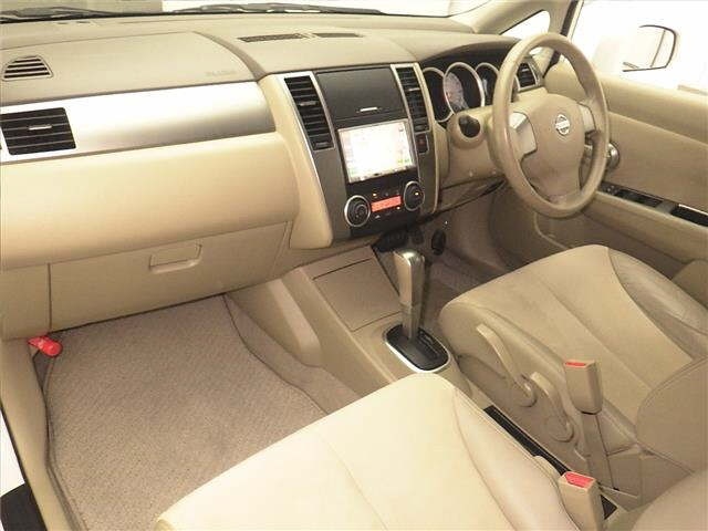 NISSAN TIIDA LATIO