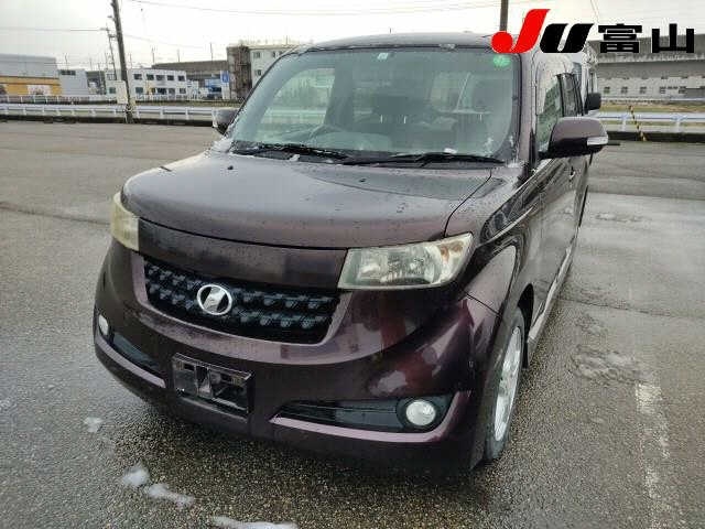 TOYOTA BB