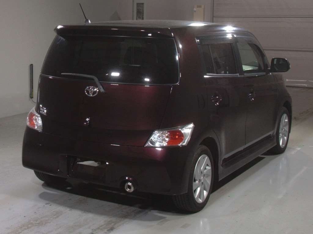 TOYOTA BB