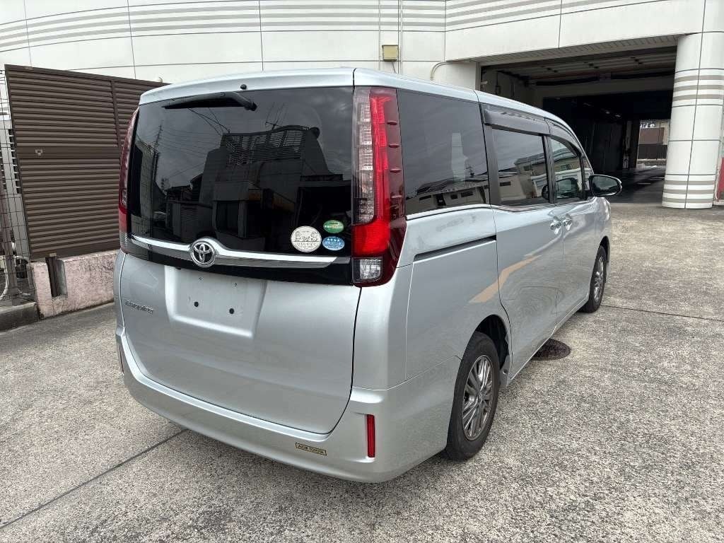 TOYOTA ESQUIRE