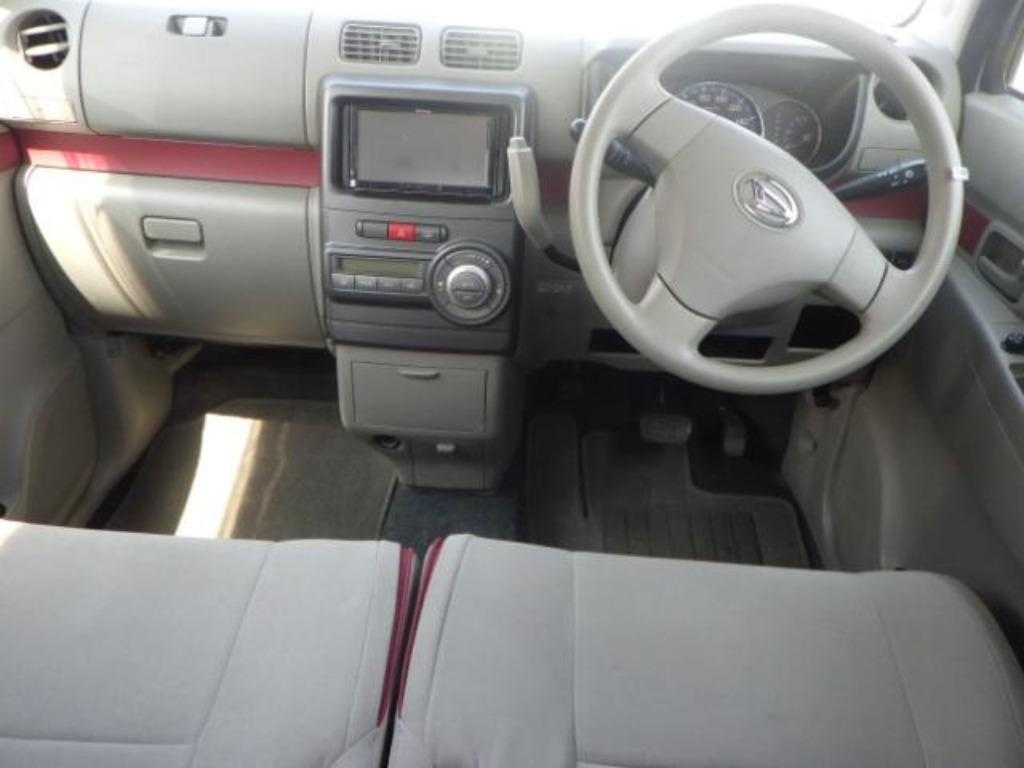 DAIHATSU MOVE CONTE