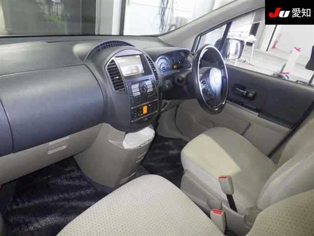 NISSAN LAFESTA