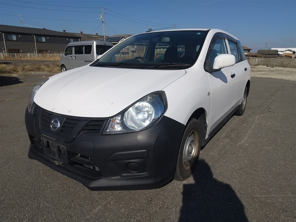 NISSAN AD