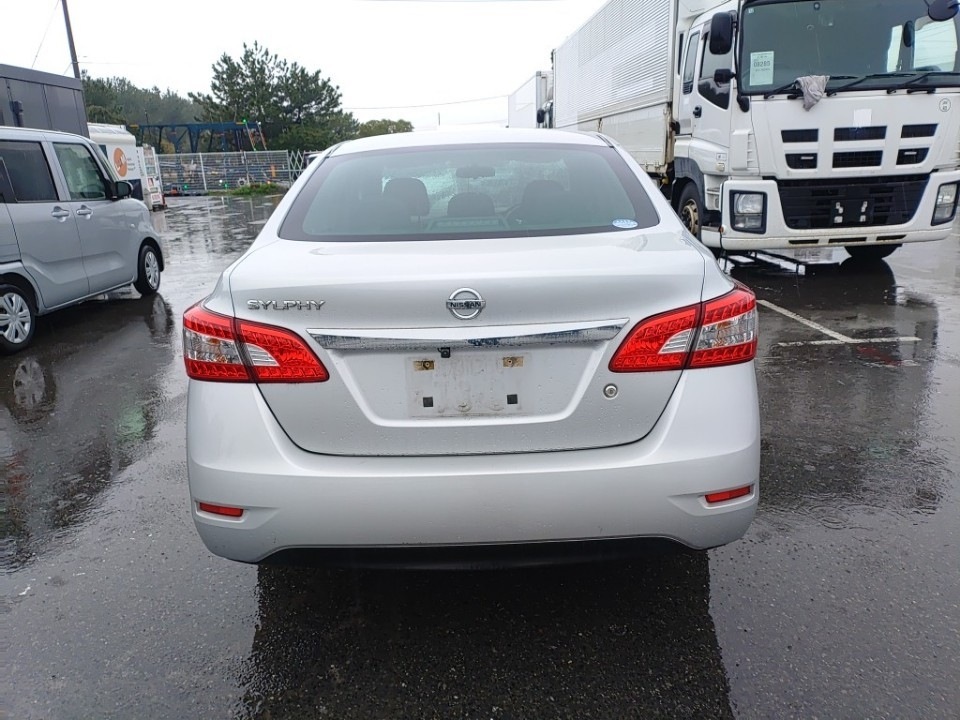 NISSAN SYLPHY